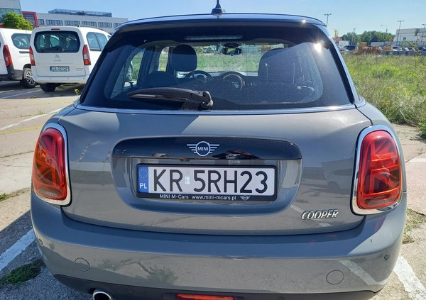 MINI Cooper cena 85000 przebieg: 46642, rok produkcji 2021 z Gdynia małe 154